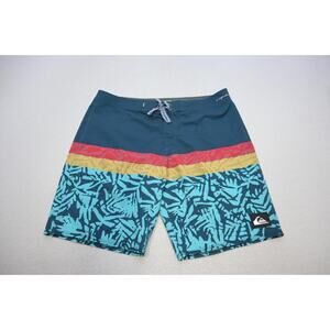 Quiksilver Highline Stretch Board Shorts Striped Athletic Water Swim Mens Sz 36